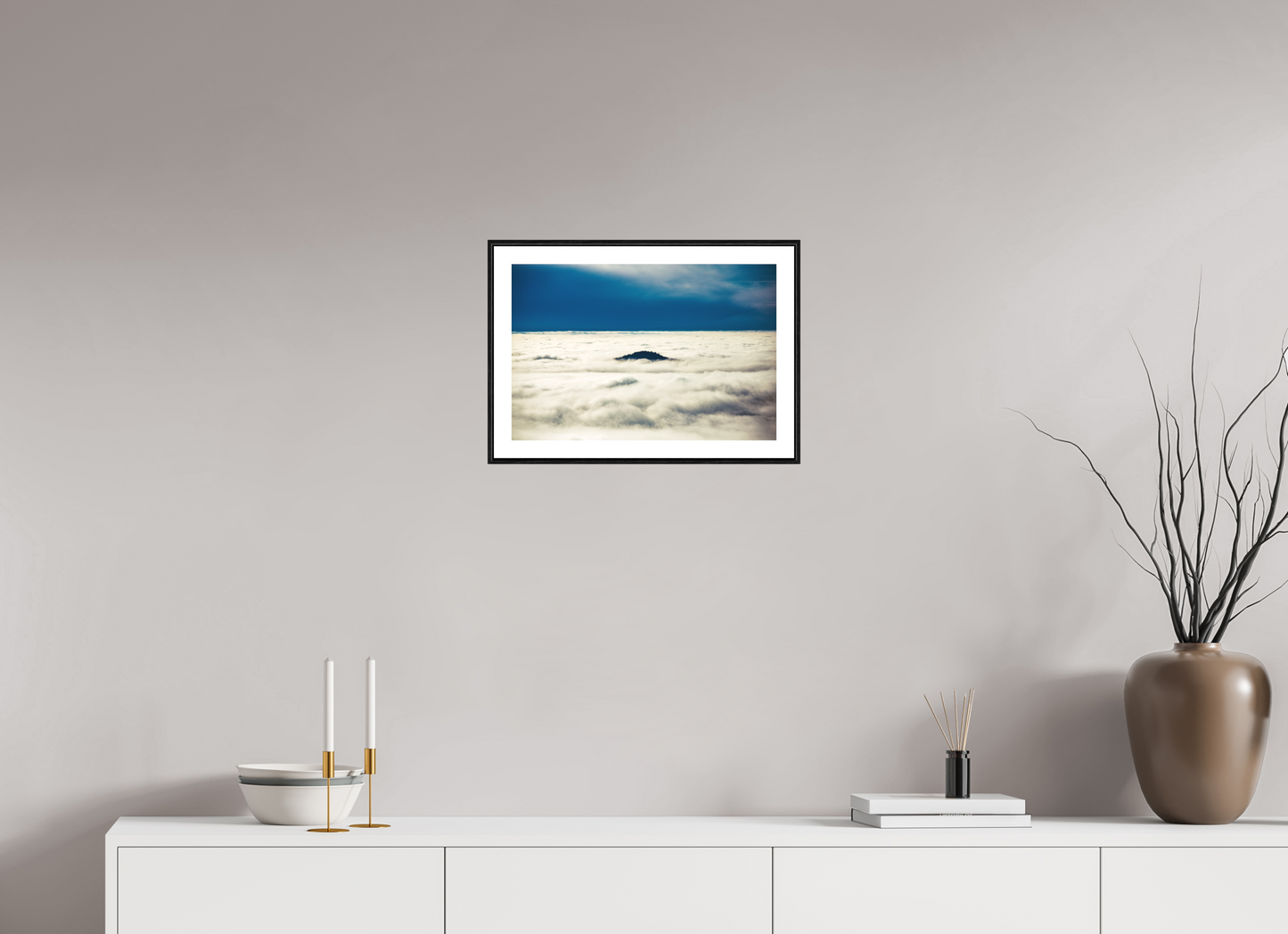 45 x 30 cm, Foto im Schattenfugenrahmen (Eiche schwarz) Eine Insel im Schwarzwald